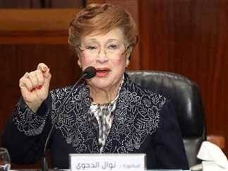 تحقيقات موسعة في سرقة الدكتورة نوال الدجوي وسط اتهامات متبادلة بين الأحفاد