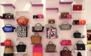 مشروع محل حقائب نسائية