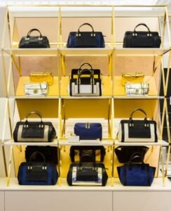 مشروع محل حقائب نسائية